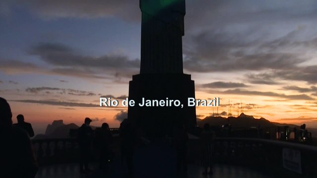 Rio de Janeiro pays tribute to Brazil's workers, victims of coronavirus