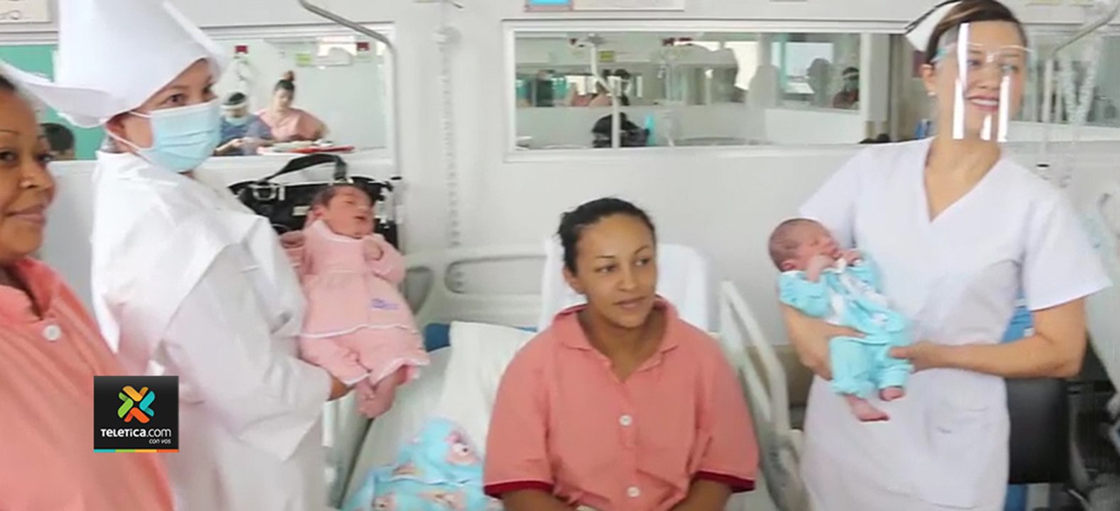 tn7-San-Juan-de-Dios-viste-de-época-a-bebés-por-su-175-aniversario-020720