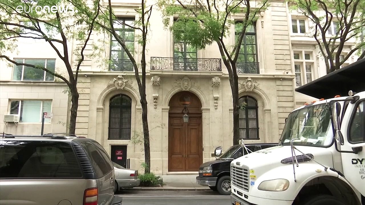 Gehilfin beim Missbrauch: Epstein-Partnerin Maxwell verhaftet