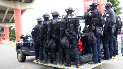 Oregon State Troopers Engage In Civil Disobedience, Give Barista Civics Lesson