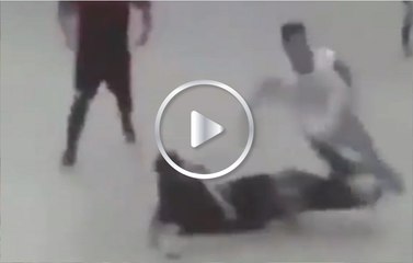 ¡No fue infracción juez!. Solo toco el balón se ve clarito