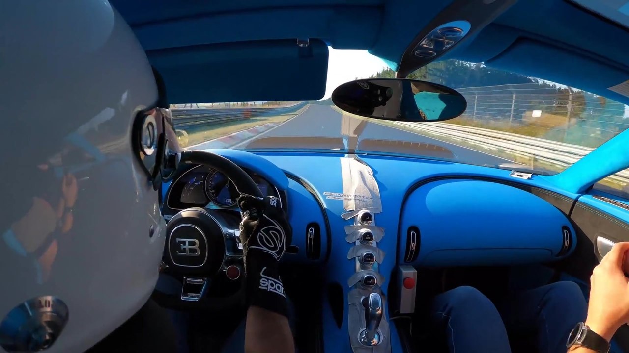 Bugatti Chiron Pur Sport - Finale handling-fahrten auf der Nordschleife