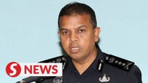 Immigration Dept asst director arrested over human smuggling activities