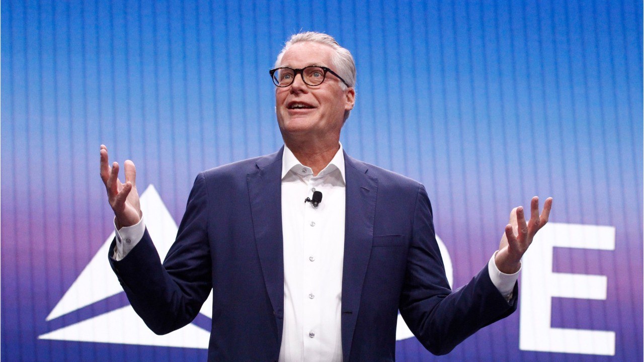 Delta CEO Wants Trump To Issue Mask Mandate