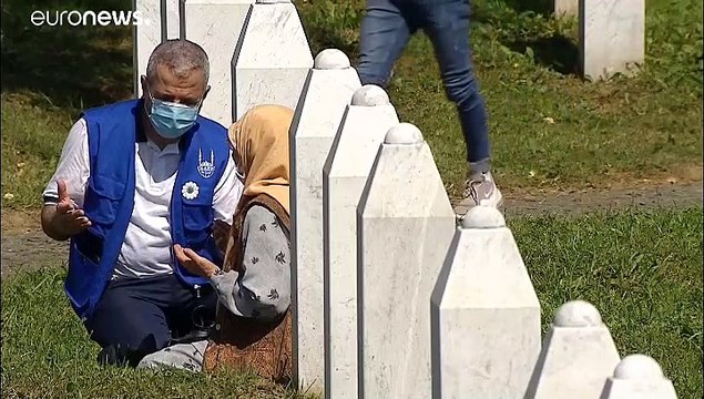 Les musulmans de Bosnie commémorent le génocide de Srebrenica