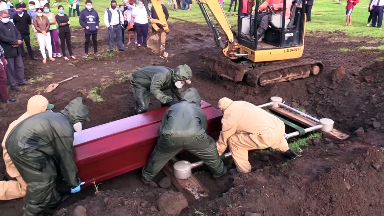 Médicos de Nicaragua despedidos por criticar manejo de la pandemia siguen en primera línea