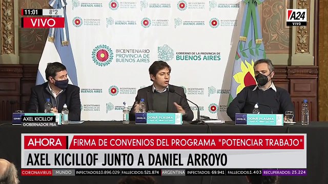 Axel Kicillof firma el convenio Potenciar trabajo