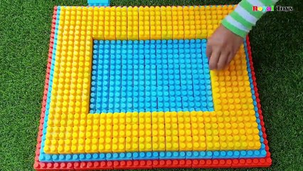 Descargar video: Aprender los colores con los bloques y los coches de los juguetes de volcado camión de camiones grúa camión de juguete para niños