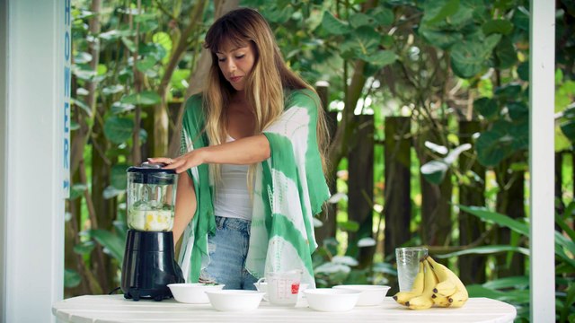 Tia Blanco Discusses Overcoming Challenges of Eating Plant-Based