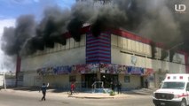 Se incendia conocida dulcería en Los Mochis