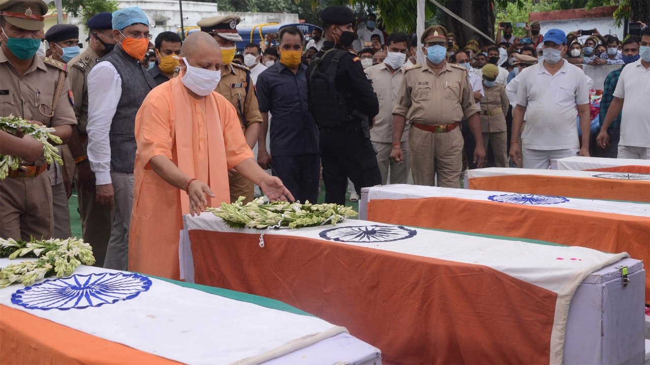 Kanpur Encounter: CM Yogi pays tributes to mart...