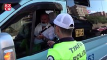 Fazla yolcu taşıdığı için ceza kesilen minibüs şoförünün ilginç tepkisi