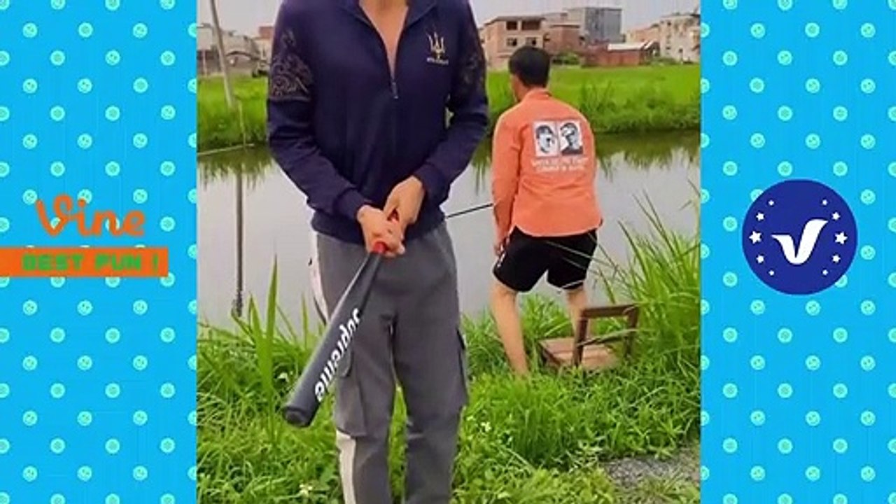 New Funny Videos 2020 ● People doing stupid things P112