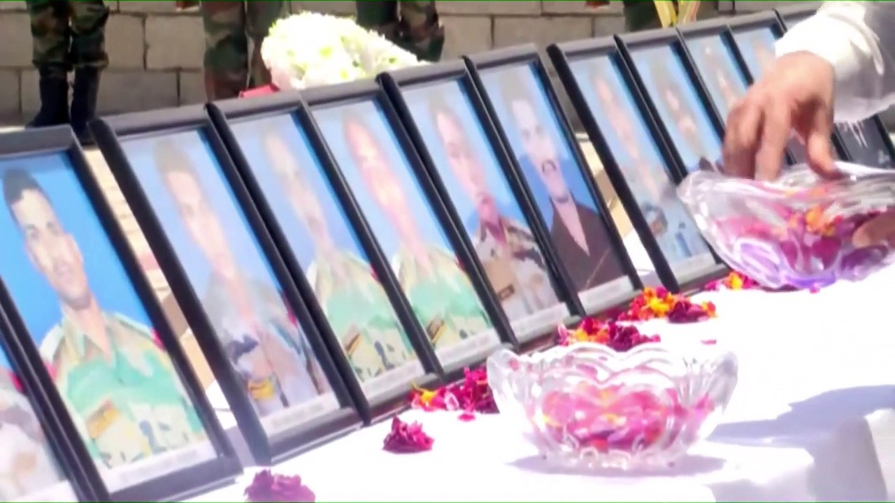 PM pays tribute to soldiers at Hall of Fame in Leh