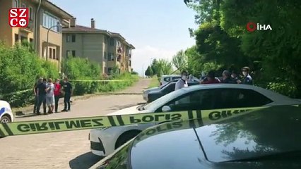 Kiraladığı otomobilinin içinde ceset buldu