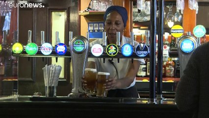 COVID-19: Χαλαρώνουν τα μέτρα στην Αγγλία