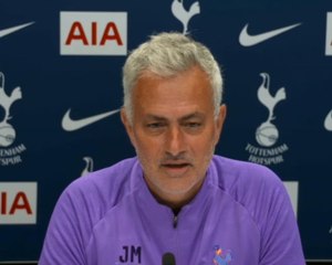 33e j. - Mourinho : "Carlo Ancelotti est l'un des meilleurs managers du monde"