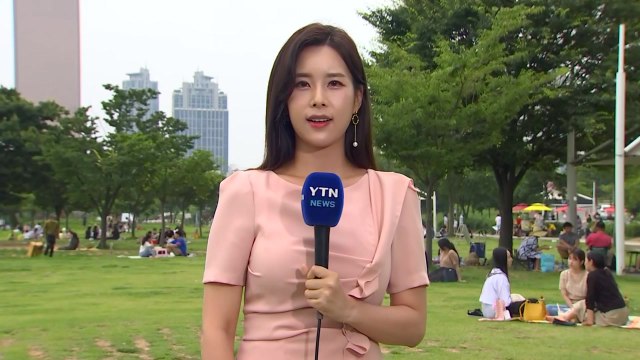 [날씨] 늦은 오후 곳곳 소나기, 제주 장맛비...내일 기온 올라 / YTN