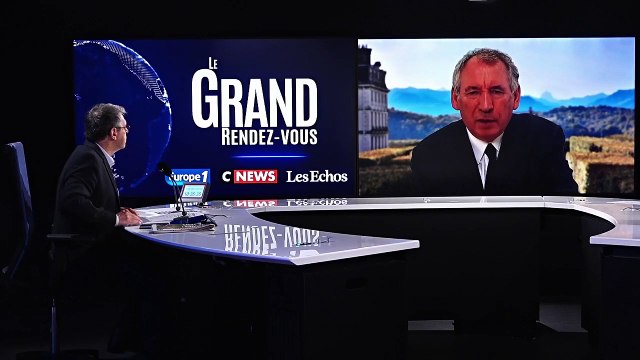 Municipales : Bayrou s'inquiète d'une forme d'intégrisme écologique dans certaines villes