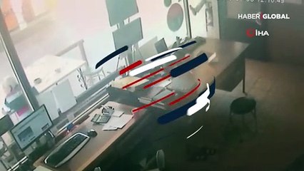 Sakarya'daki patlamanın şiddeti böyle görüntülendi