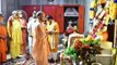 योगी की गुरु अराधना: गोरक्षनाथ मंदिर में सीएम योगी गुरु के चरणों में शीश नवाया