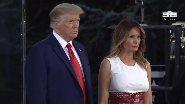 Trump compara la lucha contra los nazis con su batalla contra la extrema izquierda