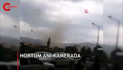 Korku dolu anlar! Önüne ne kattıysa götürdü