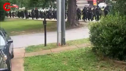 ABD'de 'silahlı yüzlerce Siyah' yürüyüşe geçti