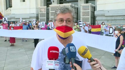 Plataforma en defensa del memorial carga contra Almeida