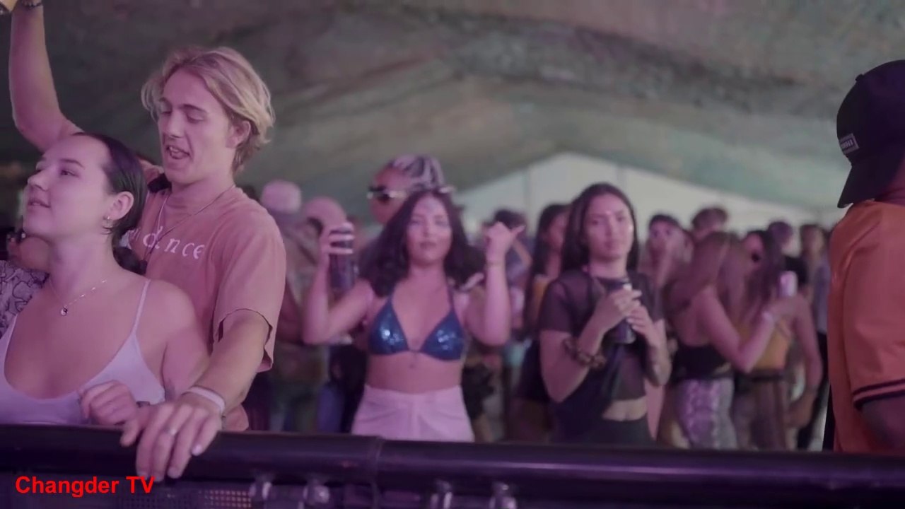 Crazy Dance || Crazy Dance of Public || Dancing In Public || Party Dance || Night Party Dance ||