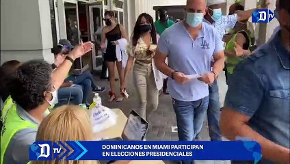 Dominicanos participan en elecciones en miami