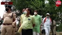 कानपुर कांड के मुख्य आरोपी के संरक्षण सवाल पर कृषि मंत्री ने साधी चुप्पी