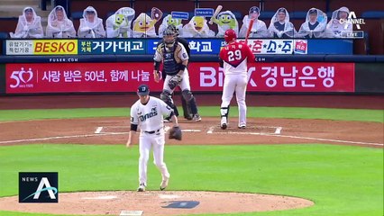 돌부처 오승환 웃게 만든 호수비…나지완의 연기