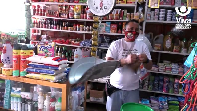 Granos básicos, frutas y verduras en el Mercado El Periférico tienen descuentos