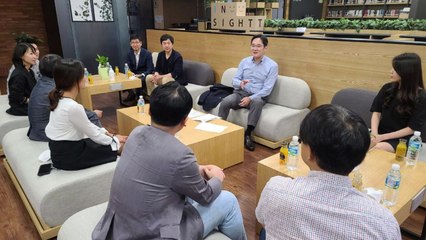 사내벤처 찾은 삼성 이재용 "미래만 보고 새로운 것만 생각하자" / YTN