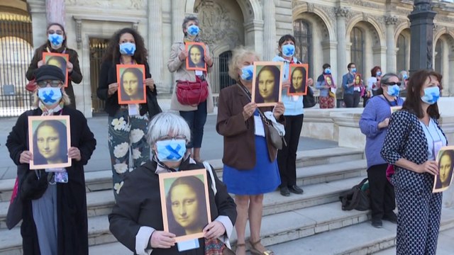 Plus de 200 guides dénoncent leur précarité, faute de touristes, au son du générique de Game of Thrones et des Quatre saisons de Vivaldi