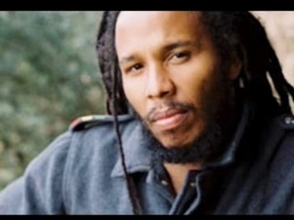 Ziggy marley feat wyclef - everyone wants to be