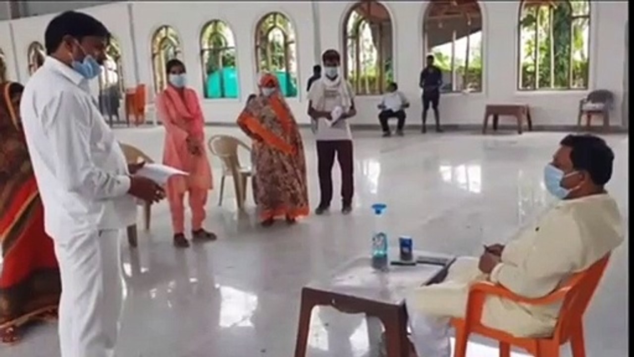 सांसद ने सुनी जनता दरबार में फरियादियों की समस्या, आधिकारियों को दिए निर्देश