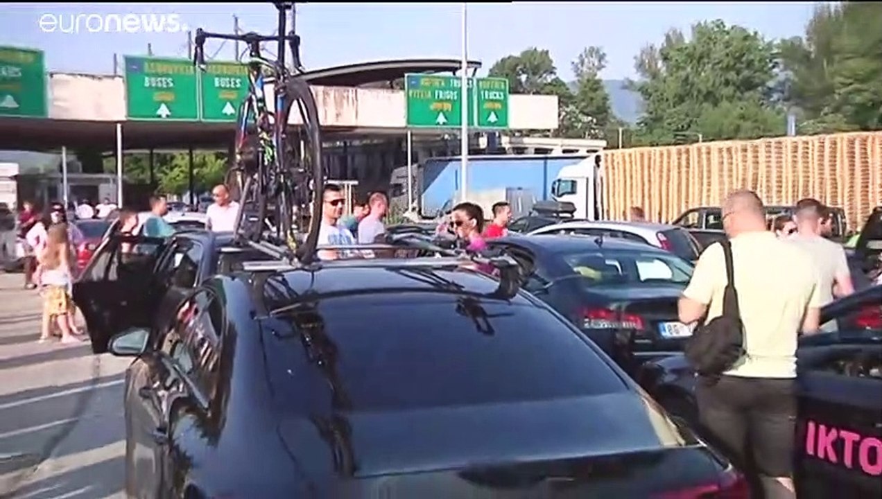 Греция закрылась для сербов