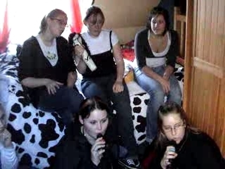 Karaoké de boules de flyper lors de la journée crêpes