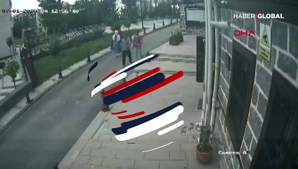 13 kişi kovaladı, bekçiler yakaladı! 'Daha önce gözümüze 3 kızı kestirdik, olmadı'