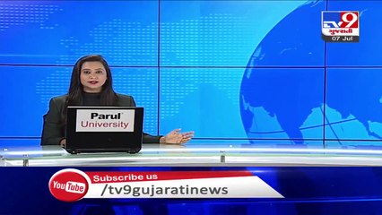 Video showing lion roaring amid drizzling atmosphere goes viral