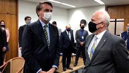 Bolsonaro se somete a su tercera prueba de coronavirus