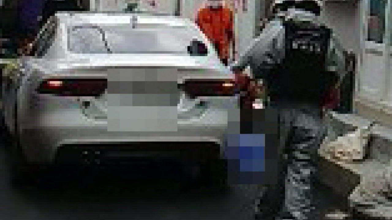 술 취해 골목길에 누워있던 10대, 차에 치여 숨져 / YTN