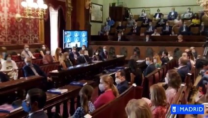 Almeida firma los Acuerdos de la Villa con toda la oposición y el apoyo de Carmena, Gallardón y Manzano