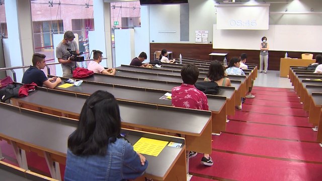 Estudiantes de Cataluña, Galicia y la Comunidad Valenciana comienzan la EvAU