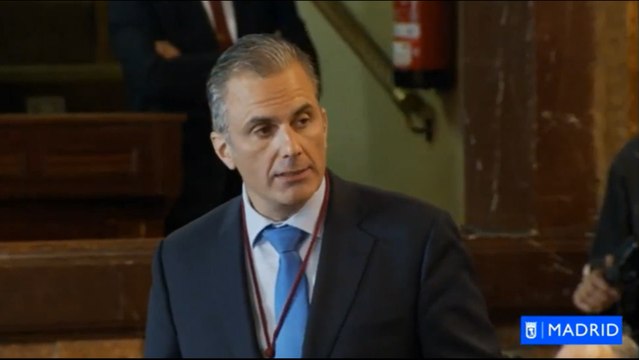 Smith aplaude la nueva forma de hacer política que no renuncia a diferencias