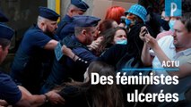 «Violeur», «complice», des féministes manifestent après la nomination de Darmanin et Dupond-Moretti