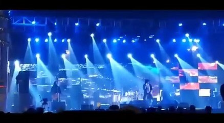 ফ_সি__ল্__স_ fossils live