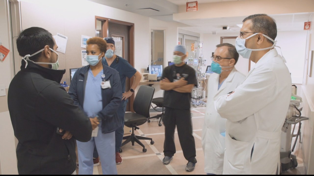 US 'running out of time' to control COVID-19 crisis
